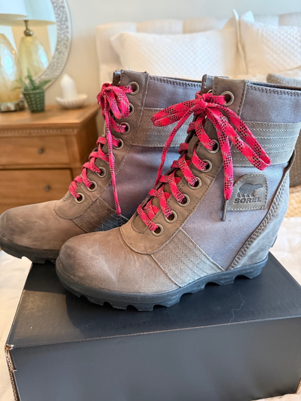Sorel Taupe Wedge Ankle Boots with Pink Laces